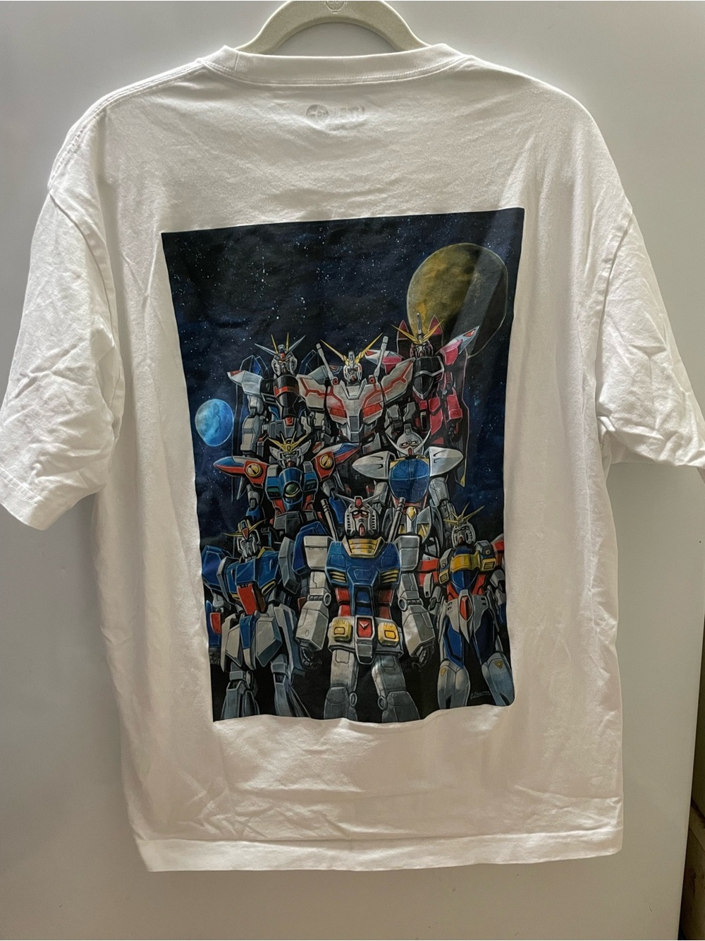 Uniqlo Gundam 40th Anniversary Gundam Mobile Suit Shirt White Anime Sz L